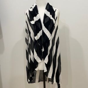 Two tone fine sweater